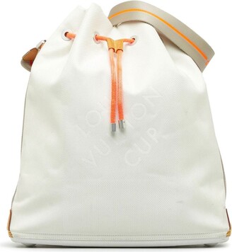 Louis Vuitton Néonoé BB Bucket Bag in Cream Grained Cowhide Leather White  ref.754073 - Joli Closet