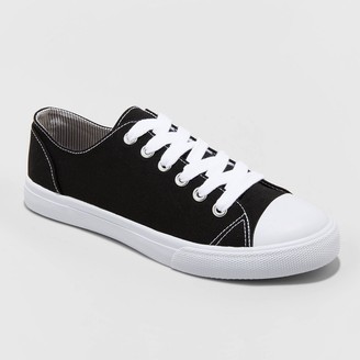 universal thread high top sneakers