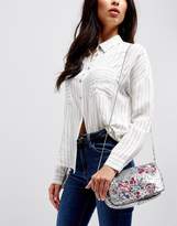 Thumbnail for your product : New Look Sequin Embroidery Chain Shoulder Bag