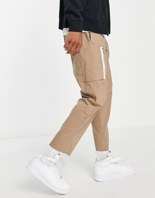 nike premium utility woven cargo trousers