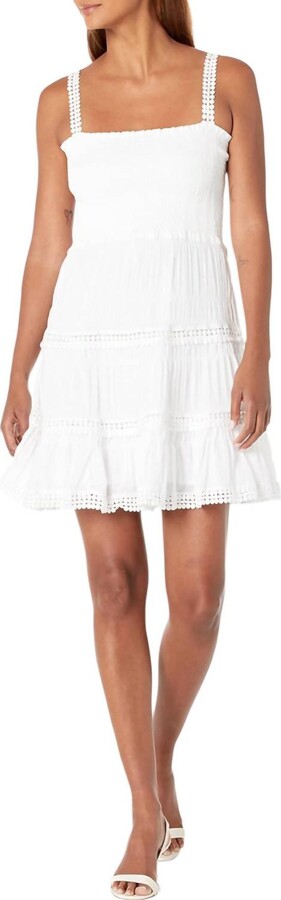 Happy Tiers Dress In White