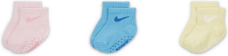 Nike Baby Gripper Socks (3-Pack) in Pink