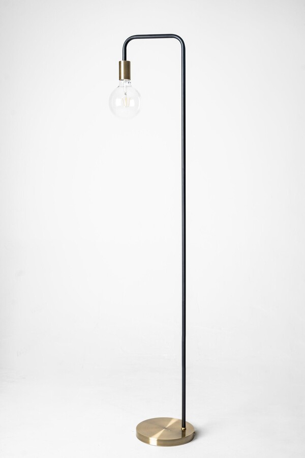 K LIVING Industrial Style Floor Lamp with an Antique Brass and Black