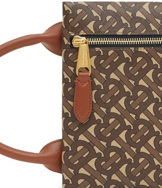 burberry portrait pouch