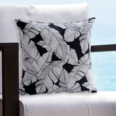 Siscovers Leaf Indoor/Outdoor Throw Pillow