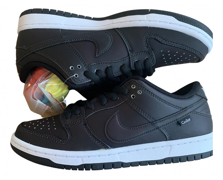mens black nike trainers