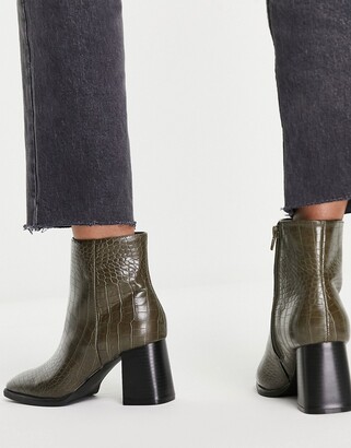 Kikker diameter bron Pimkie croc heeled boots in khaki - ShopStyle