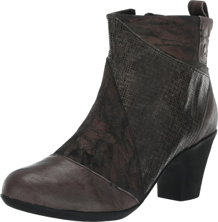 CLOUD Women's Bootie Heels