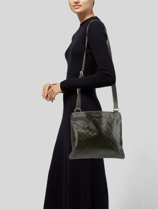 Gucci Messenger Bag Green PVC GG Imprimé Silver-Tone Hardware Single Adjustable Shoulder Strap Logo Jacquard Lining & Single Interior Pocket Zip Closure at Top