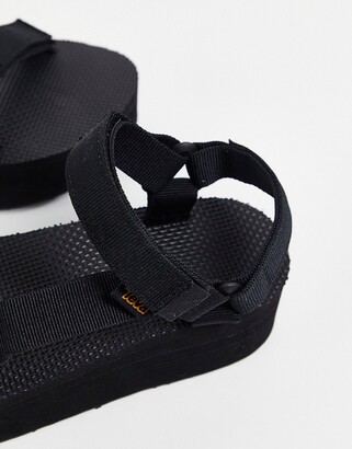 Teva flatform universal chunky sandals in black