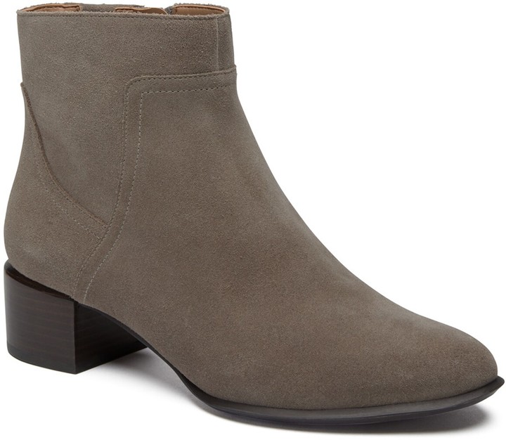vionic millie bootie
