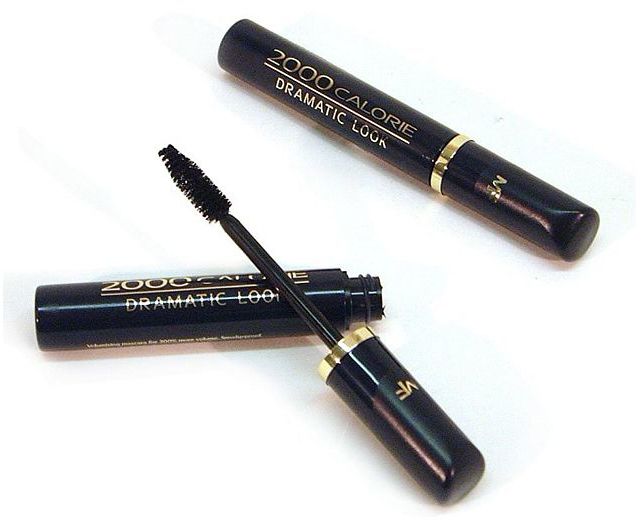 Max Factor 2000 Calorie Mascara Max Factor 2000 Calorie Mascara