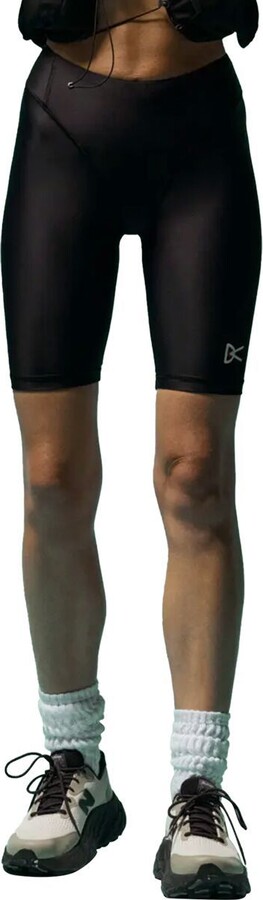 District Vision 7in Pocketed Half-Tight - Women's