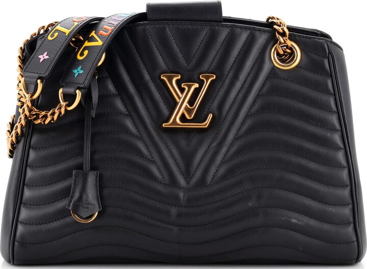 Louis Vuitton New Wave Shoulder bag in Black Leather Louis Vuitton