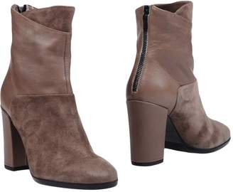 Janet & Janet Ankle boots - Item 11281169XV