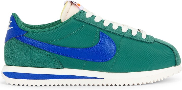 Nike Cortez Sneaker in Green