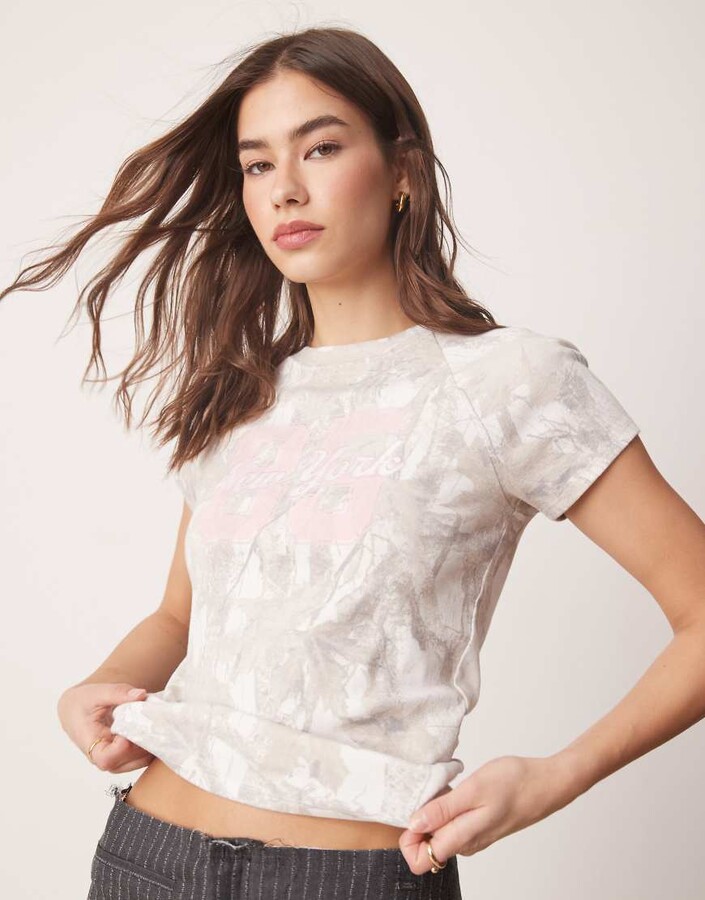 Hollister raglan t-shirt with chest print in gray camo