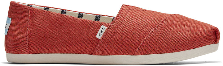 red sparkly toms