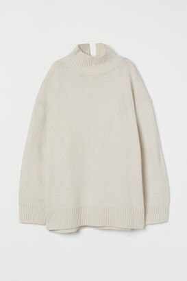 h and m sweater