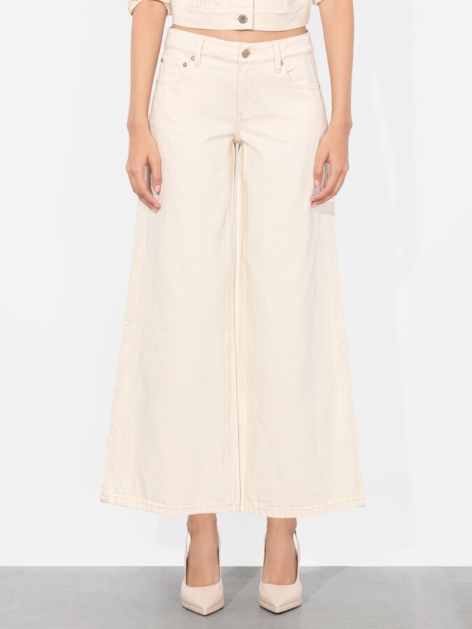 Alice + Olivia Amazing Ankle Jean