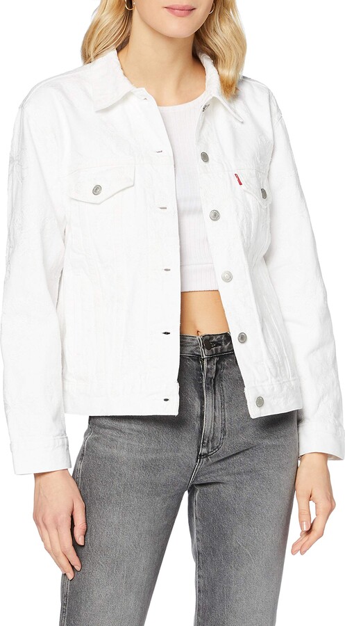 white levis jean jacket