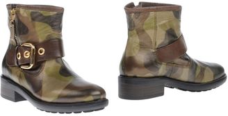 Alberto Gozzi Ankle boots - Item 11194895
