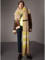 Thumbnail for your product : Burberry Oversize Check Cashmere Scarf