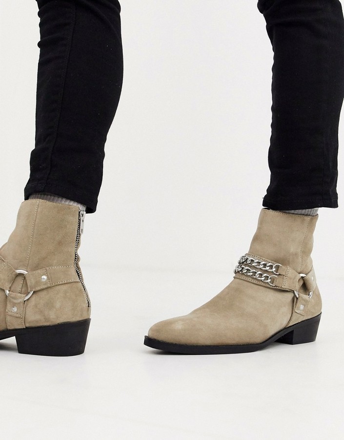 stacked heel chelsea boot