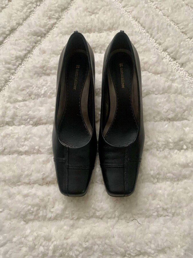 Naturalizer Women's Abdella Pump In Black Leather