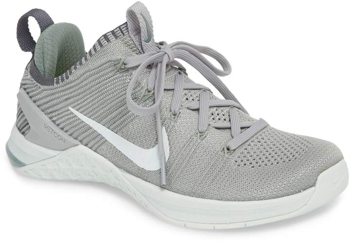 nike women's metcon dsx flyknit 2 x training shoes