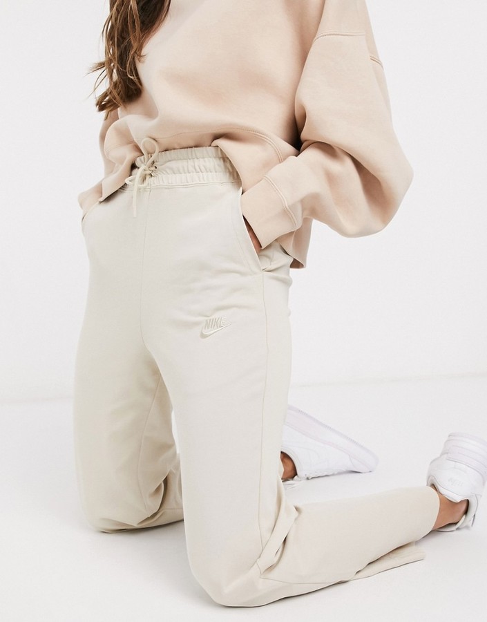 trendy high waist jogger set nike