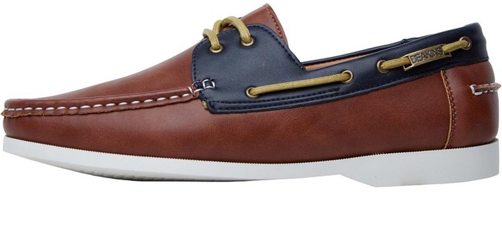deakins boat shoes