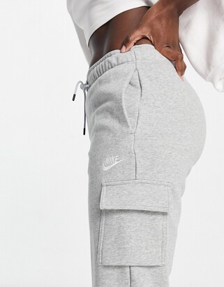 Nike Essentials cuffed cargo sweatpants in gray heather