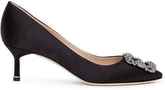 manolo blahnik hangisi 50