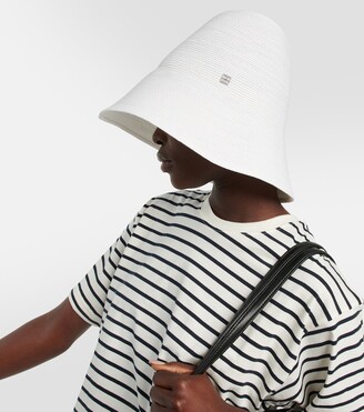 【TOTEME】Straw Woven Bucket Hat/追跡+関税+全国送料込み Toteme Embellished Straw Bucket Hat | Wardrobe Icons