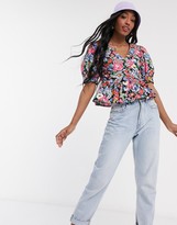 Thumbnail for your product : New Look floral poplin top in white
