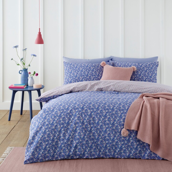 Dunelm Bessie Ditsy Floral Navy 100 Cotton Reversible Duvet Cover and Pillowcase Set Navy Blue