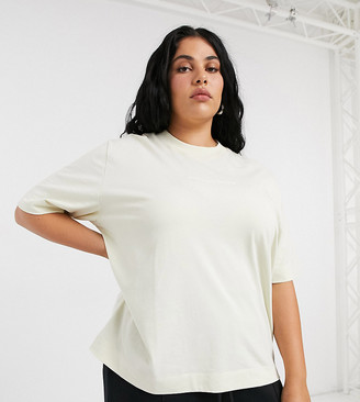 pale yellow plus size tops