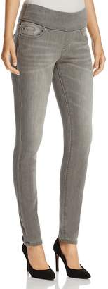 Jag Jeans Nora Pull-On Skinny Jeans in Grey