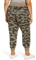Thumbnail for your product : KUT from the Kloth Mirabella Camo Crop Joggers