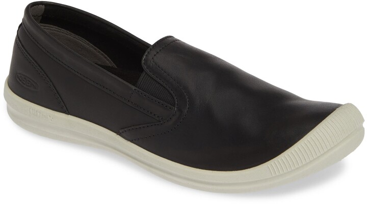 keen lorelai slip on