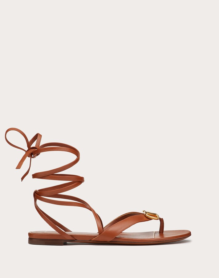 white mountain horizon sandals
