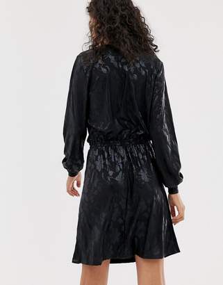Vero Moda Tall foil floral print wrap mini dress in black