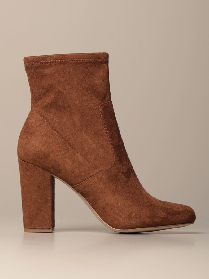steve madden laramie suede cutout ankle boot