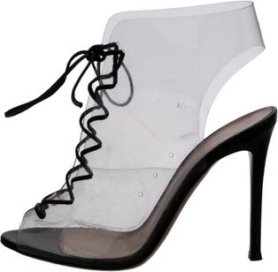 Gianvito Rossi Leather Sandals Black Lace-Up Closure at Uppers Unfortunately due to restrictions this item may not be eligible for shipping in all areas. | Gianvito Rossi Leather Sandals in Black Women's IT 36.5 | 6.5