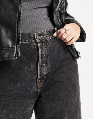 ASOS Curve ASOS DESIGN Curve mid rise '90s' straight leg jeans in vintage washed black