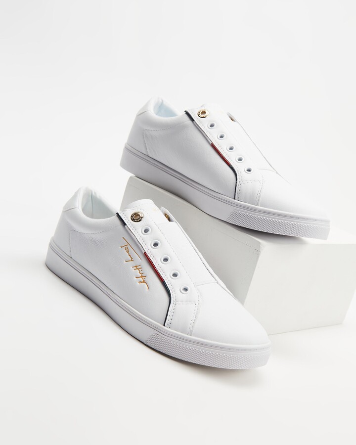 slip on tommy hilfiger cupsole