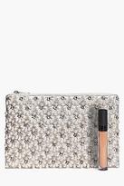 Thumbnail for your product : boohoo Womens Connie Boutique Scalloped Bridal Beaded Clutch in Cream size One