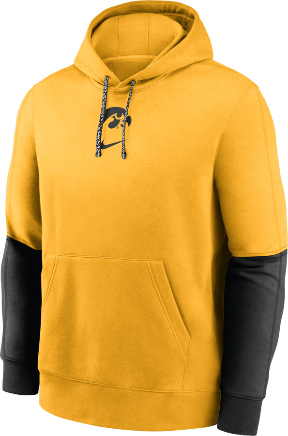 Iowa Hawkeyes Sideline Team Issue Club Nike Men's College Pullover Hoodie in Yellow | 02F20AAQIA-5AT
