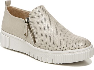 wide width platform boots